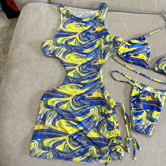 NWOT 3 Piece Bikini Set and Coverup - Picture 5 of 15